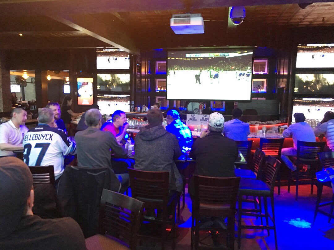 PonyCorral's tweet photo. 2-0 💙🏳️ #ponycorraldowntown #winnipeg #gowpggo #gojetsgo #wearewinnipeg #wpgwhiteout #nhlayoffs #molsoncanadian https://t.co/vZUmDjHmli