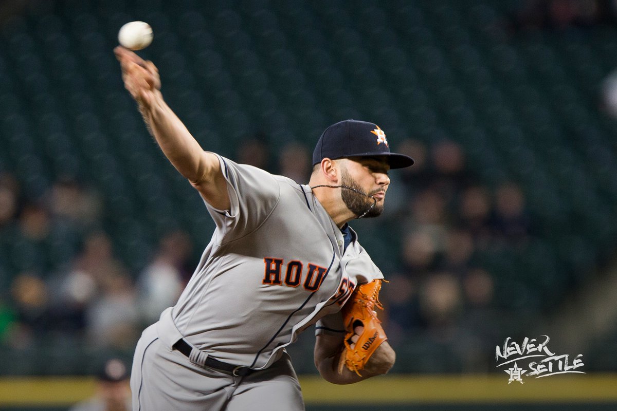 PItcher's duel through four in Seattle.  #Astros 1, #Mariners 1 | End 4 https://t.co/Pqqex10ATD