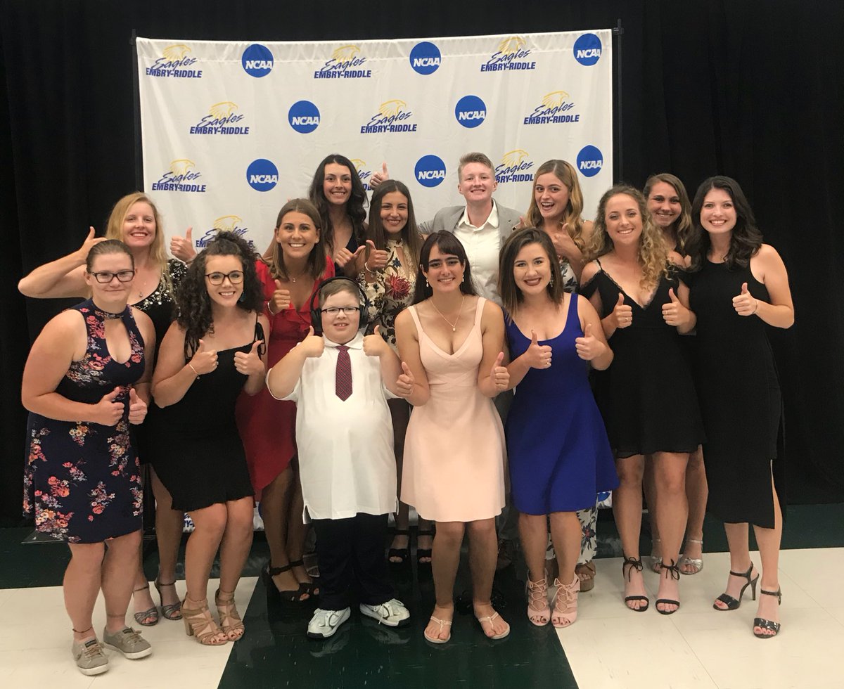 POMCmomma's tweet photo. Proud of our teammates!! Congratulations to all!! #pomcisland #eraumgolf #eraugolf #teamimpact #onceaneaglealwaysaneagle https://t.co/yIebcuawdI