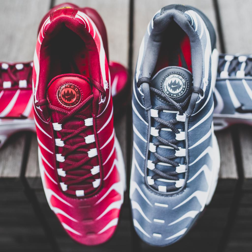 red tns footlocker
