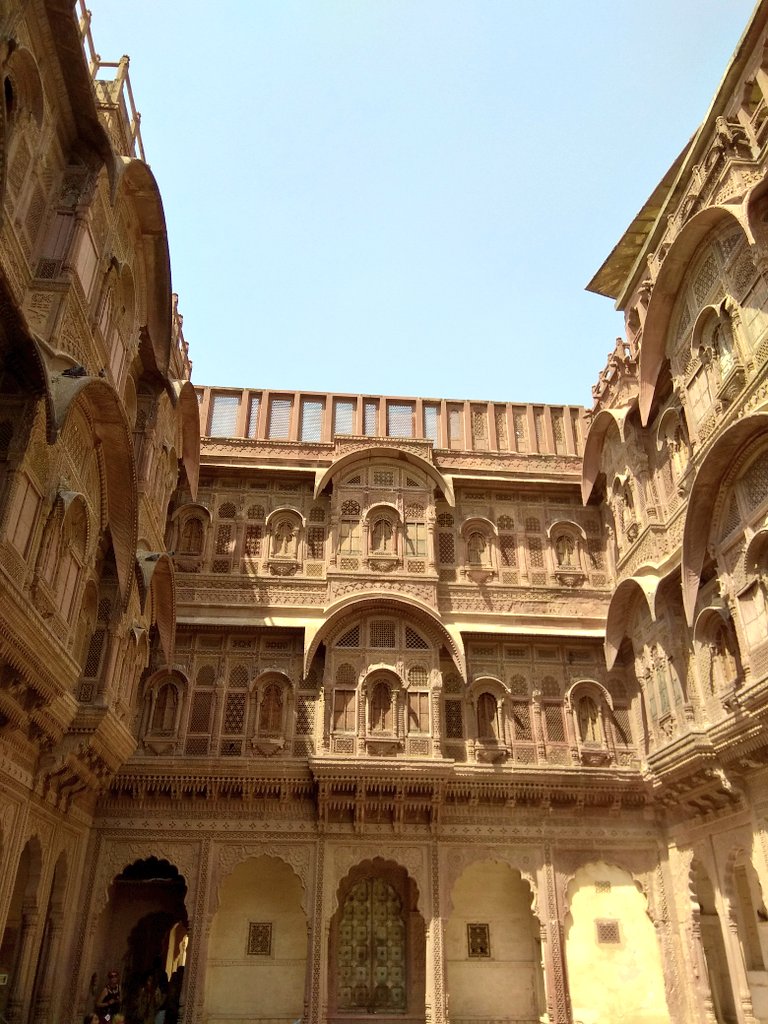We_Are_Jaipur's tweet photo. This #WorldHeritageDay, lets pledge to protect our pride, #Jaipur #Rajasthan https://t.co/2UuQKxNbf9