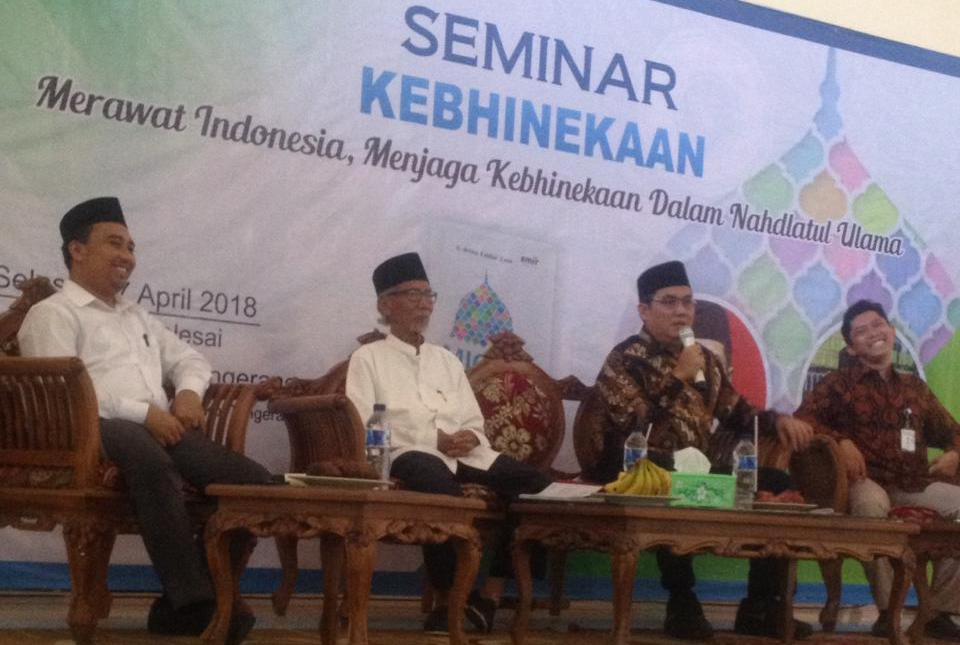 emirbooks's tweet photo. Berkat Ajaran Kiai Kemajemukan Indonesia Berjalan Harmoni >> https://t.co/WbbiPUztsI https://t.co/HGwMpsGw14