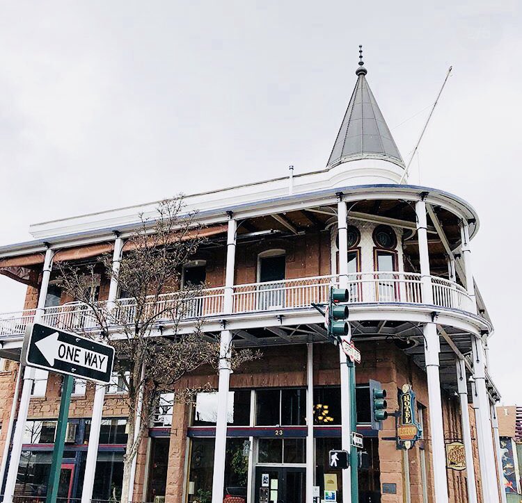 GeorgeMiley's tweet photo. Downtown Flagstaff 
A month ago, on a cold, rainy day.
Step inside the...
Weatherford Hotel, opened 1897
Babbitt Outfitters, since 1888
Grand Canyon strata
Cushion? 
-Hanna Miley
#flagstaff #weatherfordhotel #babbits #outfitters #rainyday #grandcanyon #strata #arizona #seating https://t.co/tIBVuIefIH