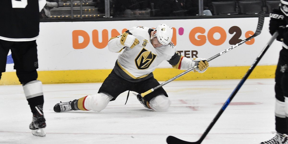 GoldenKnights's tweet photo. D-man air guitar celly
🎸 https://t.co/ufyC4zHzCh