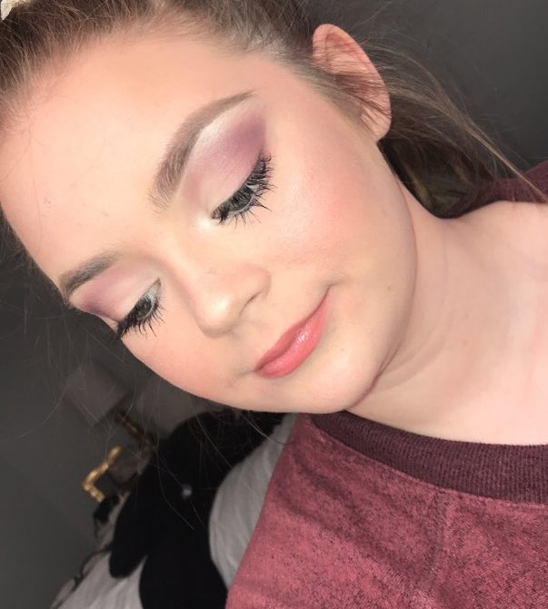 maddiegMUA's tweet photo. prom is coming up people‼️‼️‼️‼️ https://t.co/zuYdS7Vs37