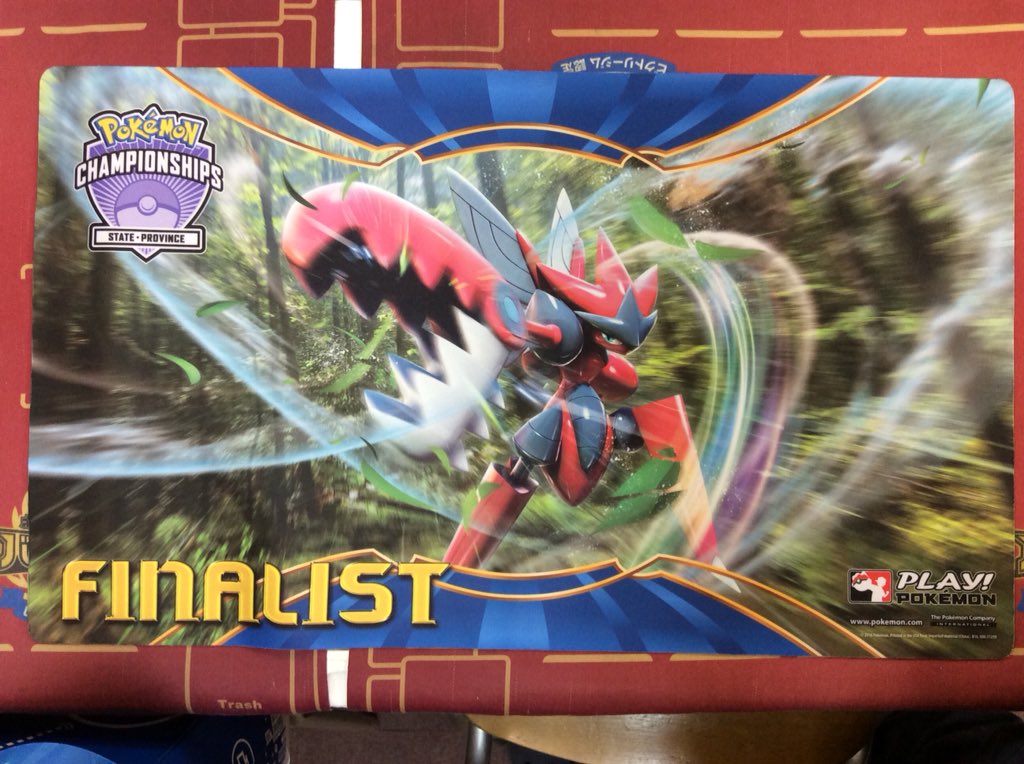 海外限定品！ 】メガ ハッサム ポケモン プレイマット ク