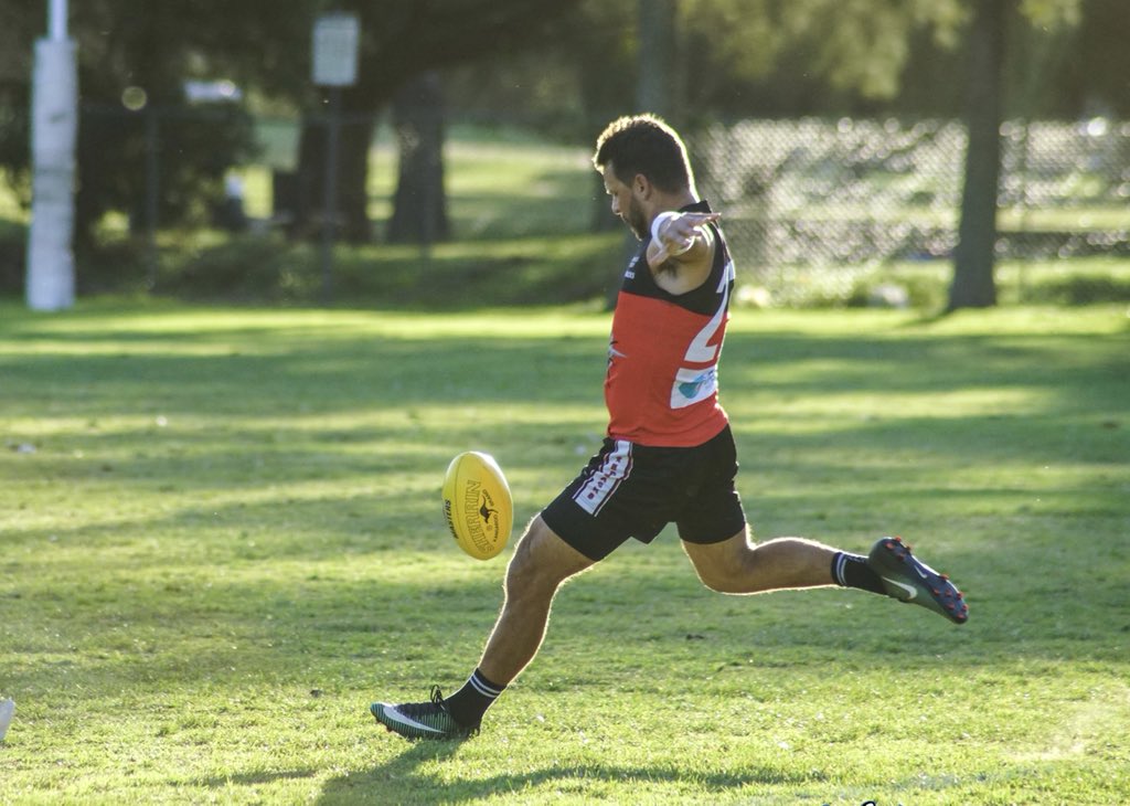 RedbacksAFL's tweet photo. Redbacks vs Balmain https://t.co/CiyWXIUtfe