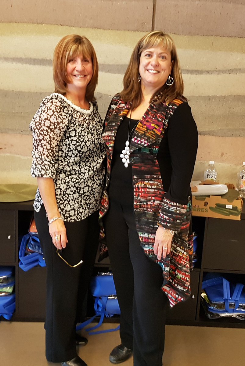 CityHallSchool's tweet photo. Great #YegInquiringMinds Application PD session by our #EPSB &amp; #ECSD liaisons- Kelly &amp; Sheila. Final inspirational words from an incredible #ExplorerOfTheWorld @sandyvanriper (sorry, no photo)who passed on her earrings to me! https://t.co/IVv44LzXm9