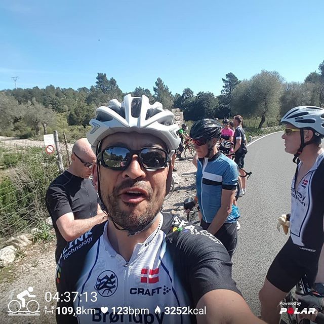 GetFit2dk's tweet photo. Yesterday's bike ride from Alcudia and to the famous Sa Calobra offered, among other things, 2000 altitude meters, 10 km climbing between 7 and 12% and super beautiful scenery😍😍 #sacalobra #nextlevelcamp #enjoylife #GetFit2 #cycling #roadbike #cyclin… https://t.co/rXq514yhSn https://t.co/yv0mnekoBg