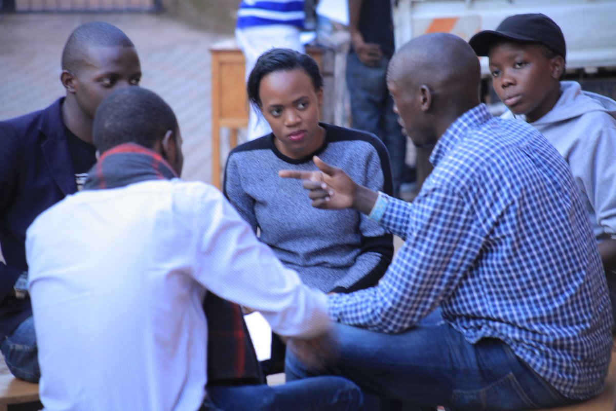 uconnectfellows's tweet photo. U-Connect Small Groups are starting this Friday 6:30pm till 7:30Pm still @kpc_ug our theme is "Connecting with fellow man" we are going to be connecting with each other for edification, help & growth. Join us please! #Ugroups #growingtogether #Nextfellowship27thApril https://t.co/l0HV5J7kyL