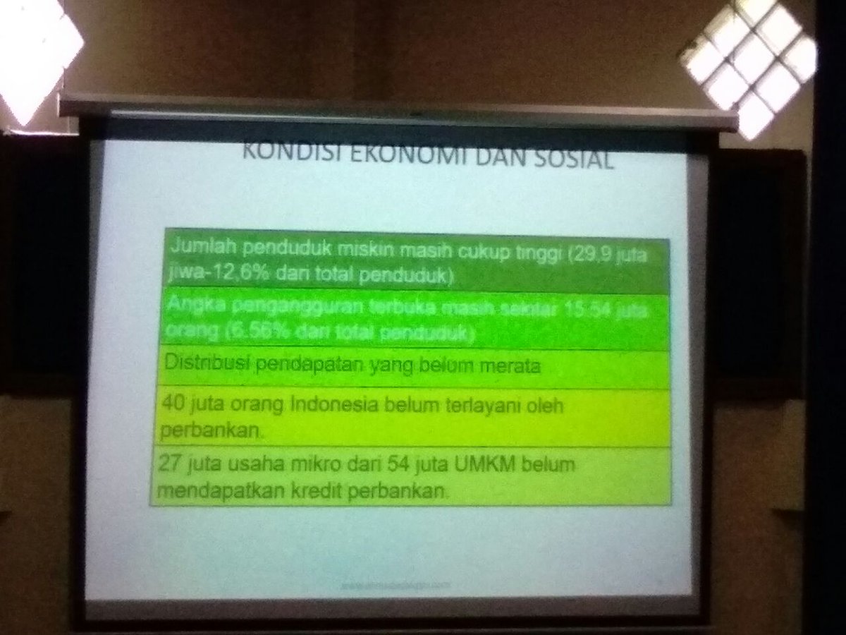 Contoh:

#rah003 @7114_72319_7418 #idp #th #ps <a href="/omirsim/">Moy</a>