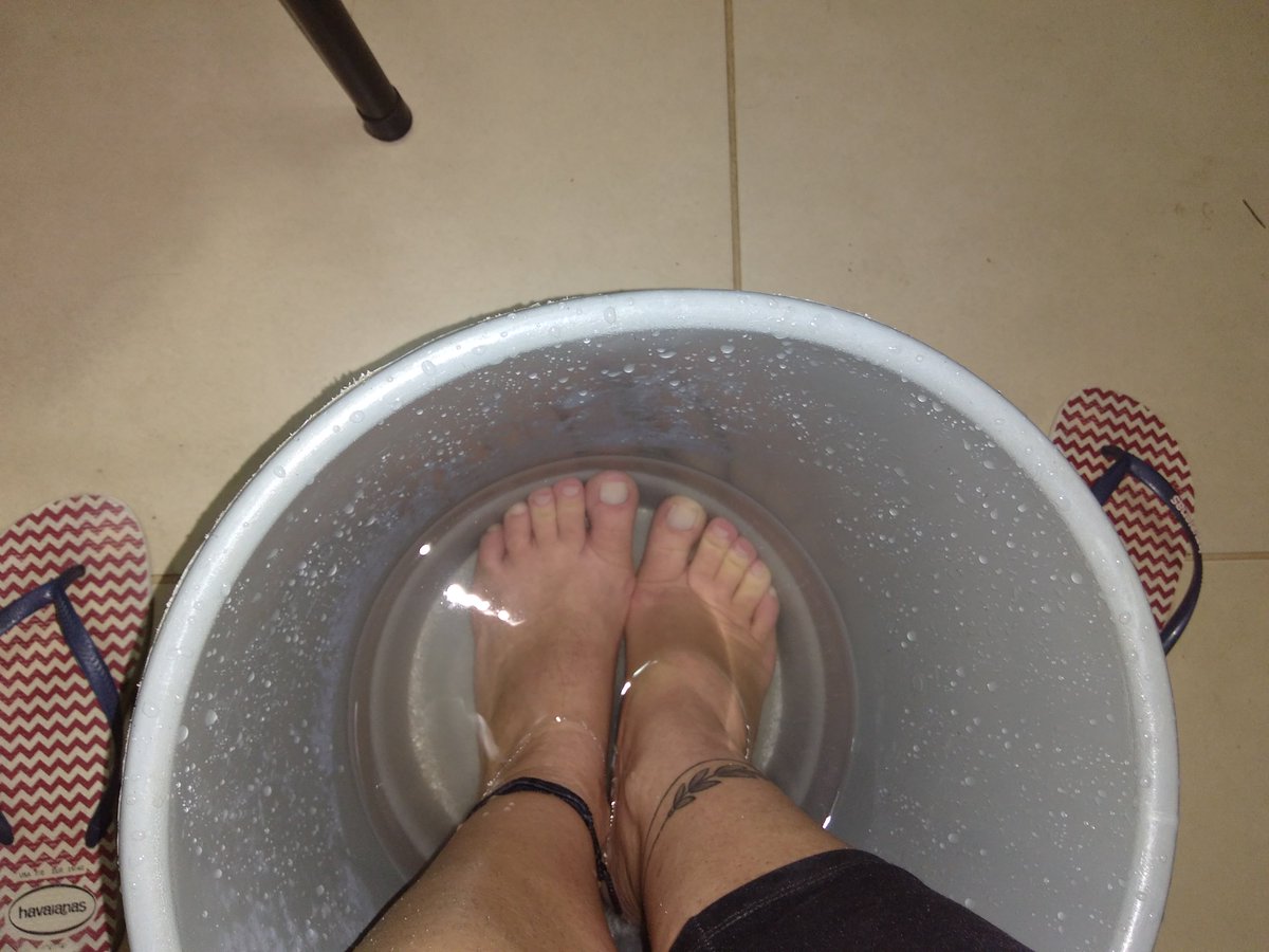 .Só um escalda pés pra me salvar desse Programa. 
#masterchefbr
#putzgrila