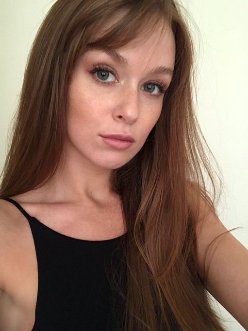 🖤😊 #LBD https://t.co/Q0740KhwqR<a href="/tag/lbd"class="tags">#LBD</a>