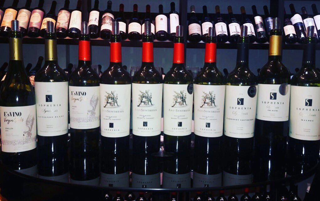 OzonoWines's tweet photo. Gracias @EugeniaLuka por la GRAN #DegusEnOzono!! #EsVino #AntiSynthesis #Synthesis #Gualtallary https://t.co/LPqDMHMW51