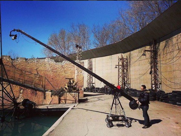 Proaim_Global's tweet photo. Proaim 22ft Video Camera Crane Production Package 3-Axis Pan Tilt - offers smooth swooping motions
https://t.co/wu2NUDr7pK
#cameracrane #videocrane #videoproduction #pantilt #cinematography #filmmaking #filmmaker #videography #videographer #proaimcinema #camera #nofilmschool #bts https://t.co/2UBexgqLJc