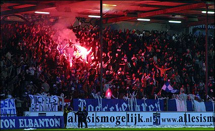 ONLINEFCDB's tweet photo. MASSAAL NAAR DE EAGLES ! Zaterdag 28 April. https://t.co/o39es3Y1wQ
