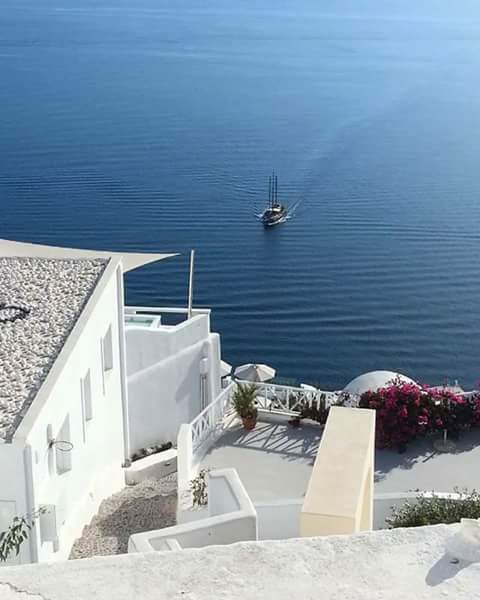 athinamore's tweet photo. Επιστρατεύστε την αιωνιότητα αναβοντας το άστρο "Αγάπη" Ν. Βρετάκος.
Καλημέρα όμορφη Τετάρτη. https://t.co/G0AOh6JoBy