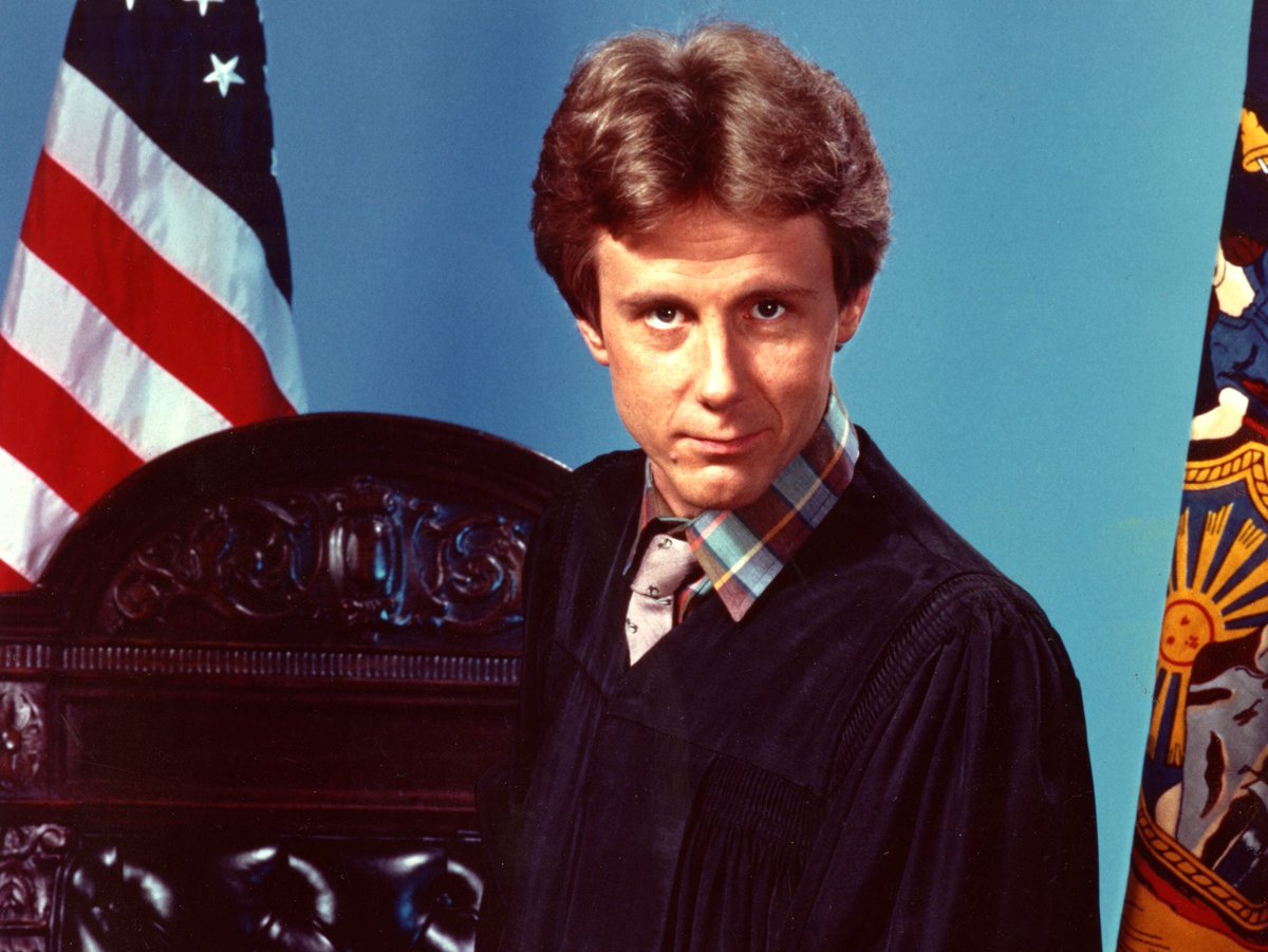 acmacom's tweet image. RIP Harry Anderson. You were a regular guest star in my life.