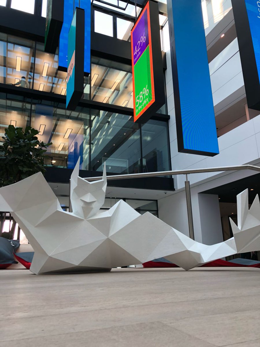 trvltransformer's tweet photo. @intershop Aus den Tiefen erwächst etwas Großes! Ich bin bei @MicrosoftDE in der Zentrale! https://t.co/hj5Xq1E6hN