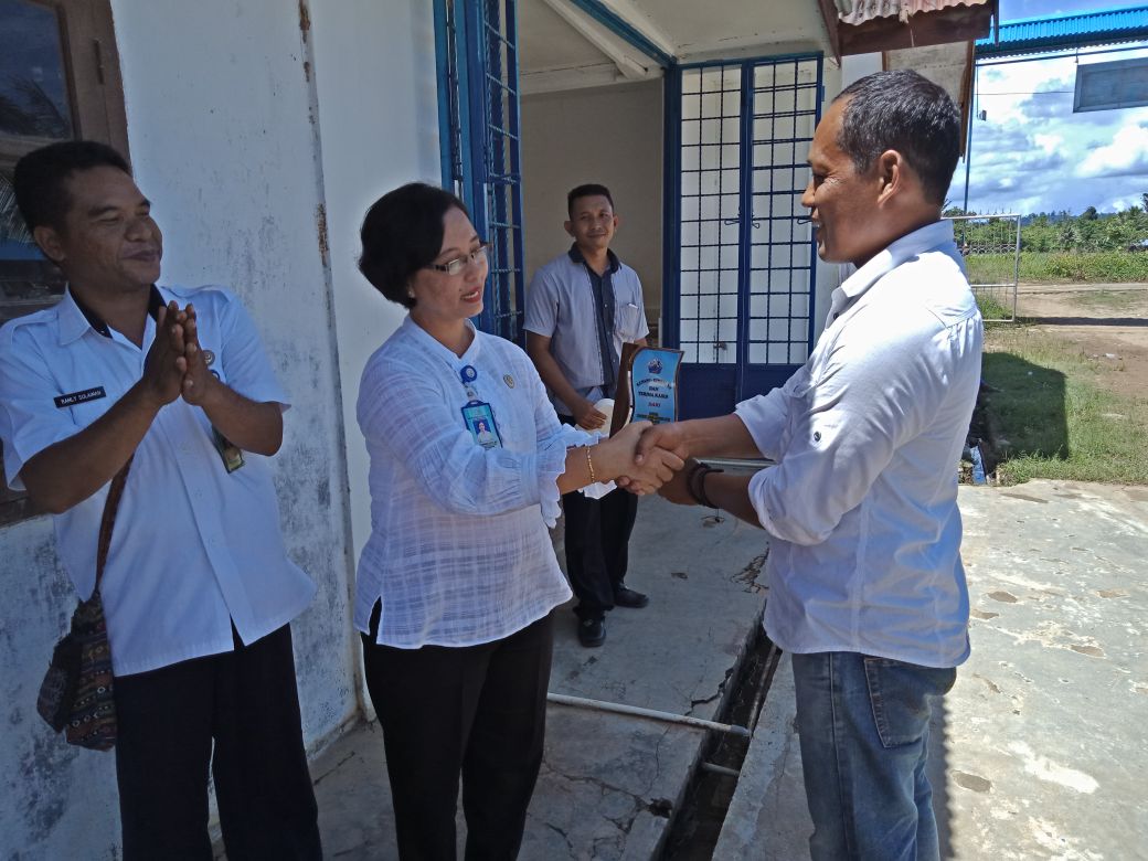 BRSDMSUPMSorong's tweet photo. Penarikan peserta didik Prodi Teknologi Budidaya Perikanan (PKL) I di Balai Benih Ikan (BBI) Majaran 
@Erni_Kristina @bsuprakto @mzulficar @Pusdik_KP @brsdm_kp https://t.co/bHnIMOJs0U