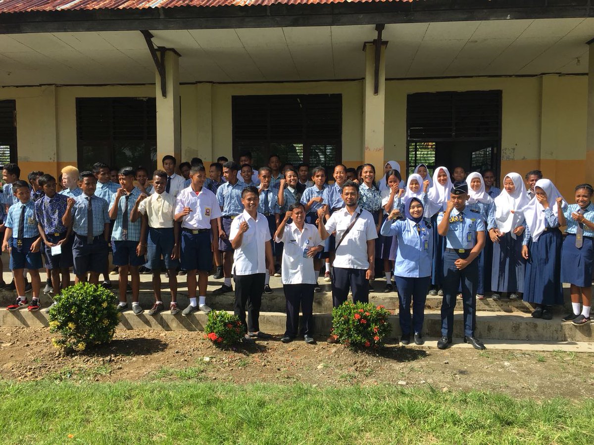 BRSDMSUPMSorong's tweet photo. Sosialisasi Penerimaan Siswa Baru SUPM Sorong di SMP Negeri 11 Kabupaten Sorong.
@Erni_Kristina @bsuprakto @mzulficar @Pusdik_KP @brsdm_kp https://t.co/4XPuz4ODPW