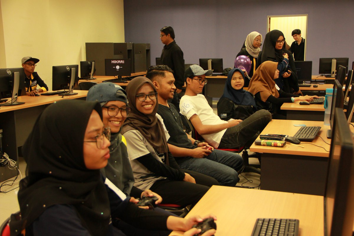 KarnivalFtmk's tweet photo. [ FICTS UTEM ] 
[ KARNIVAL FTMK ]
[ MINI GAMETHON ]
.
LIVE UPDATE: Mini Gamethon di  Studio Realiti Maya.
.
Like &amp; follow us at :

Instagram : @karnivalftmk
Twitter : @karnivalftmk
Facebook : karnivalftmk 

.#KarnivalFTMK2018
#SmartAndSustainTogether
#EmpoweringTogetherness https://t.co/OirNPnXtfj