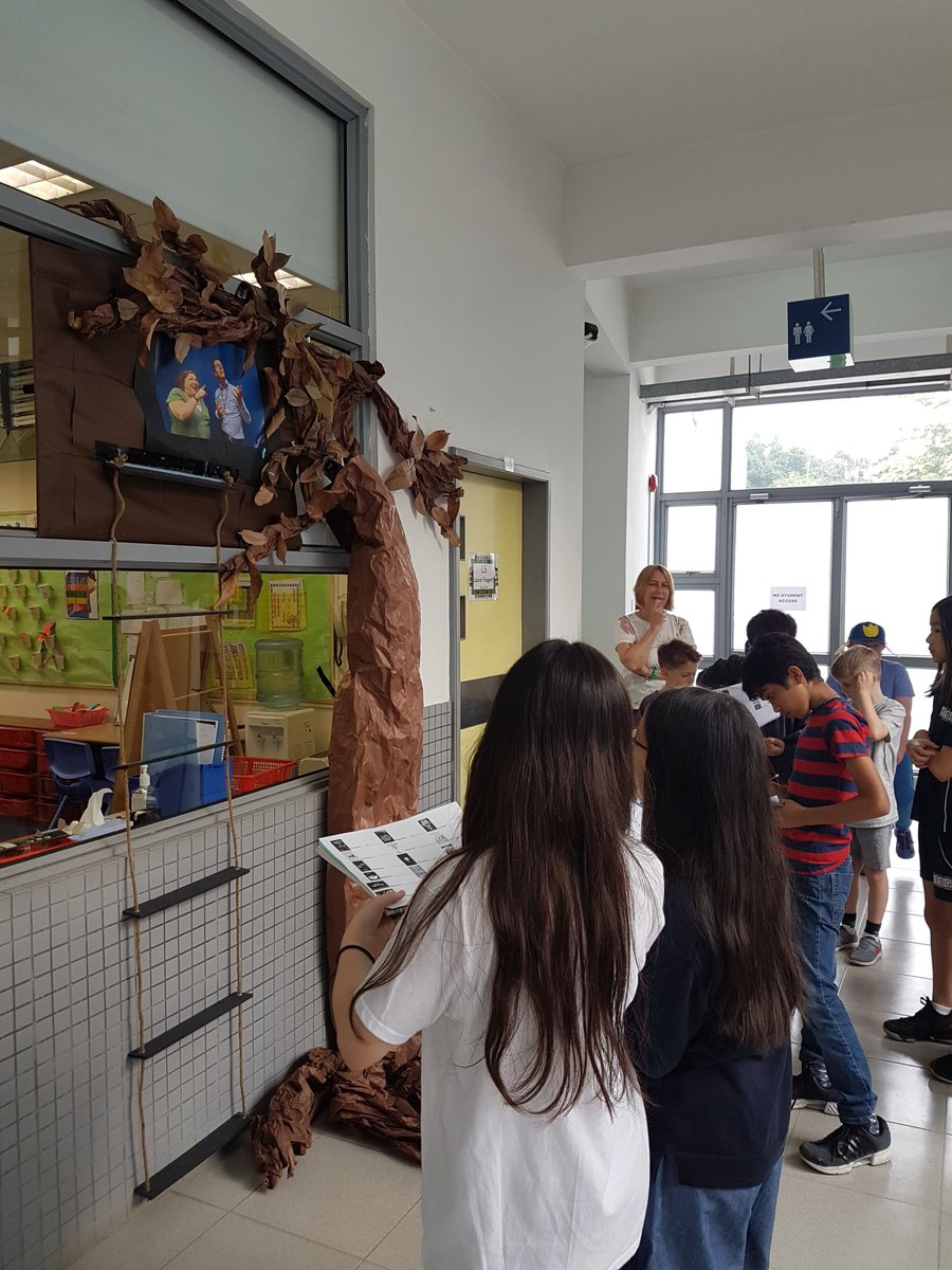 VintnerAngela's tweet photo. Happy Literacy Week! Visiting author #helainebecker, book character dress up, and book door scavenger hunt! #AISGZ #4VCoolStuff201718 #literacymatters https://t.co/Lrw6WsW49N