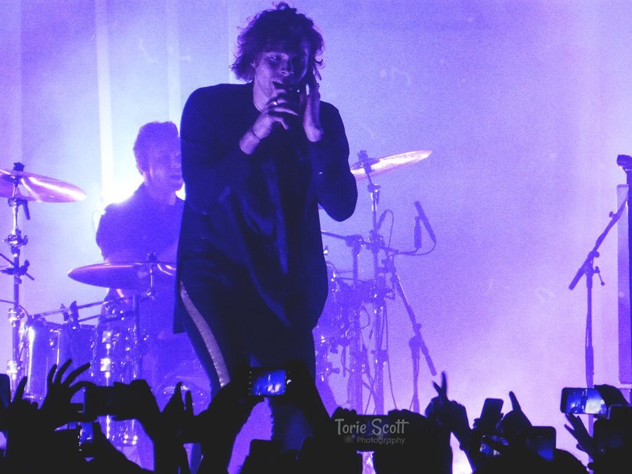 5SOSDATESLAT's tweet photo. Los chicos en el escenario hace unos días! (2) // vía @TVS_Photography
#5SOS3Tour #5SOS3Toronto https://t.co/YjA5mWJADa