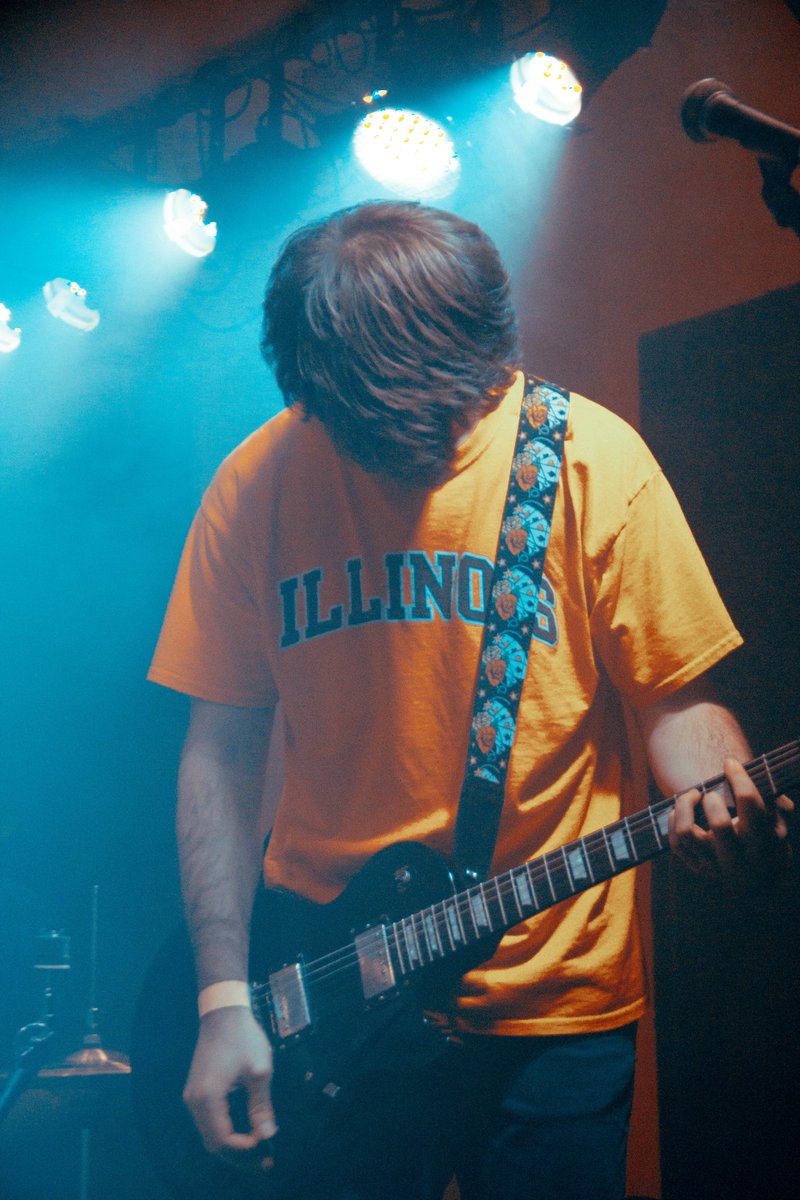 _RiseFromBelow's tweet photo. Algunas fotillos más del conci del 24 de Marzo en la Sala Alive
Estuvo genial @RumForAllBand #brainwall

#risefrombelow
#music
#xd
Creds: @patatitaidk https://t.co/hI3vbU4gcD