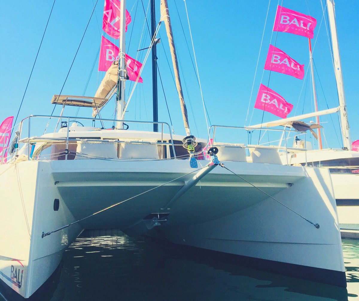 La chaleur et le beau temps sont au rendez vous. Notre team Bali vous accueille sur leurs superbes catamarans.