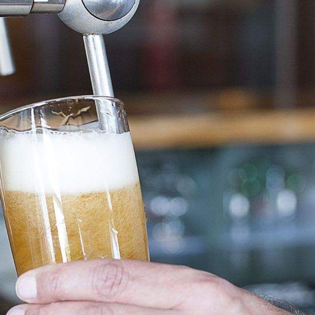 oudesluys's tweet photo. Zo wij zijn open. De temperatuur is goed. 10 bieren op tap dus wij zeggen tot zo. Proost https://t.co/m2YYqf1dKj