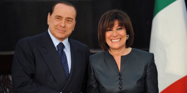gq_gianni's tweet photo. πππππππππππππππCerto i #5stelle hanno la faccia come il c.lo, dicono di #odiare il #berlusca e poi hanno fatto in modo di portare agli #onori, il suo #bracciodestro e suo #strenuodifensore ππππππππππππππππ https://t.co/341DtI2eTt