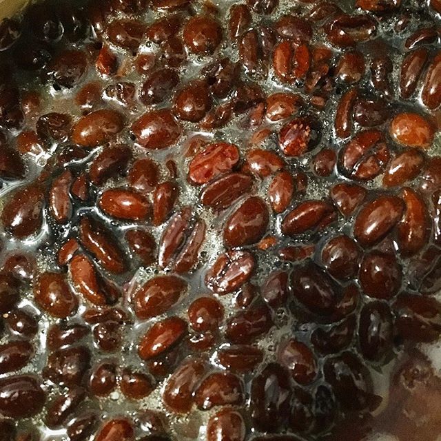 LazyGuyDIY's tweet photo. #coffee and #epoxy update... still drying. I don’t know if it’s the coffee messing with the moisture or the different brand of epoxy but this is the longest dry time ever. 
#tryingnewthings #woodworking #funwithepoxy #wallart #woodenwallart #pin #fb #laz… https://t.co/MZzaxHhuHg https://t.co/NJpz5VYDnM