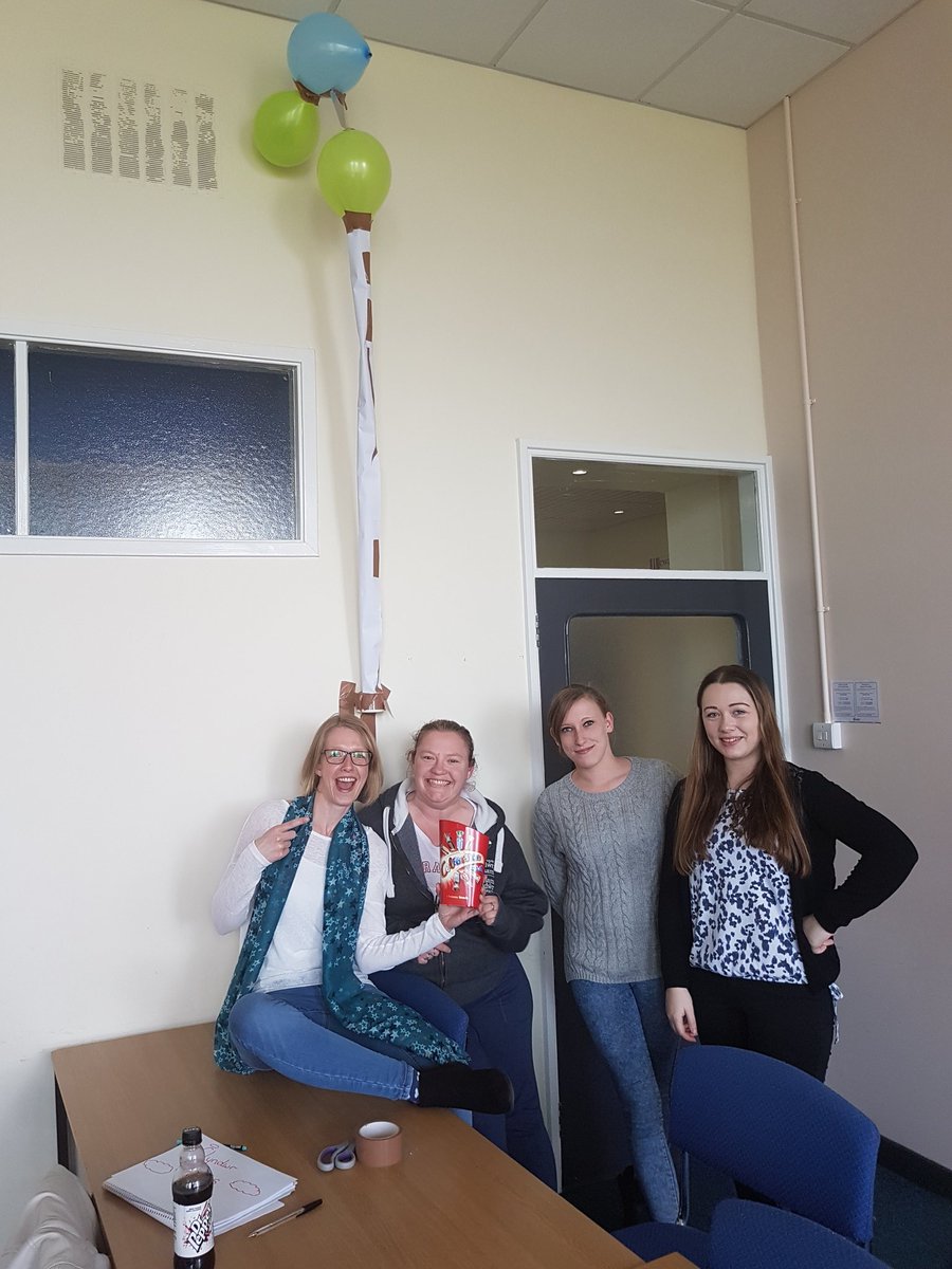 Carajames4's tweet photo. Had a great morning at uni team building #funday 😁 @NursingGlyndwr @AnnWilliams6 @SweetmanGemma https://t.co/8yx64nXFH8