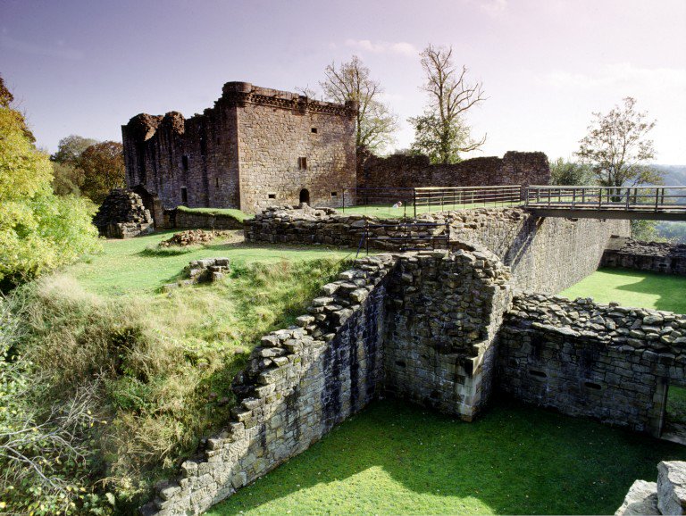 welovehistory's tweet photo. #badgerupdate While our furry friend left the building over the weekend, we can confirm the #CraignethanCastle cellar tunnel remains closed this week. Our work team on-site need to repair some of the stone masonry the badger damaged. The rest of the castle is open for visitors. https://t.co/MgmJVObWnt
