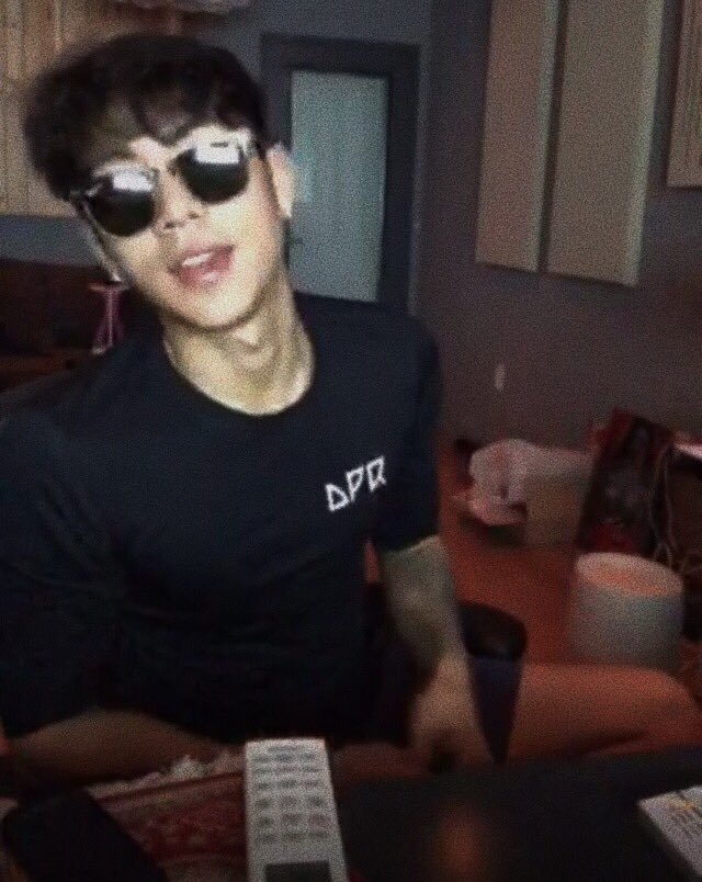 BAR0MEYU's tweet photo. Ganteng kagak gua? https://t.co/dF4OaxNbJ2