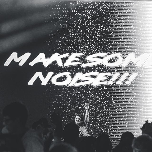 And you’re gonna hear me roar 🐯 • 
Next stops : Zürich, Paris, Biel 🇨🇭 🇫🇷 

For booking inquiries : booking@missghyss.com 📩 #festivalseason