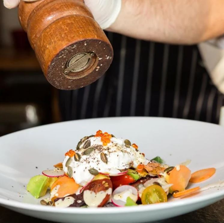 RadissonPark's tweet photo. Head up to our rooftop restaurant for a delicious gastronomical journey into our 'Cooked Freshness' world! #stastra #rooftoprestaurant #radissonblu #cookedfreshness #healthygourmet #athens #acropolisview #natureinspired #athenshotel https://t.co/35i3LJXiaF