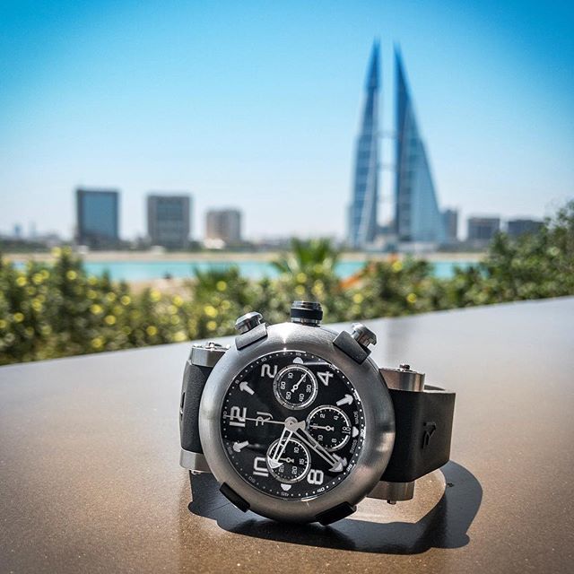 MTedeschi's tweet photo. #ARRAW 45mm Titanium in #Bahrain.

Coming this summer in the Middle East @seddiqi_uae @bahrainjewellerycentre @almanara_ij @ghadah_kuwait @rjxjustraw https://t.co/L4Yb6CqbXd https://t.co/IZdO1uuwez