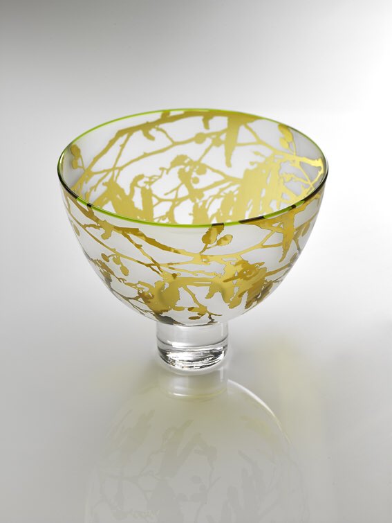 gilliesjones's tweet photo. Our first limited edition of 100 bowls for 2018, Catkins of the Alder Tree is now available to order directly from our studio website.
Alder wood has a special significance for glassmakers.
..
https://t.co/ak1N5XIZIv #glassmaking #craft #livingcraft https://t.co/RWh3eLXJy7