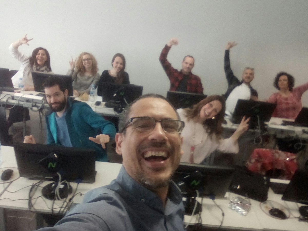 Genial!! Fin de clase de wordpress en Utebo!! <a href="/geoimpulsa/">geoimpulsa</a> @yorchinthemix <a href="/graffpro/">Pro-graff</a>