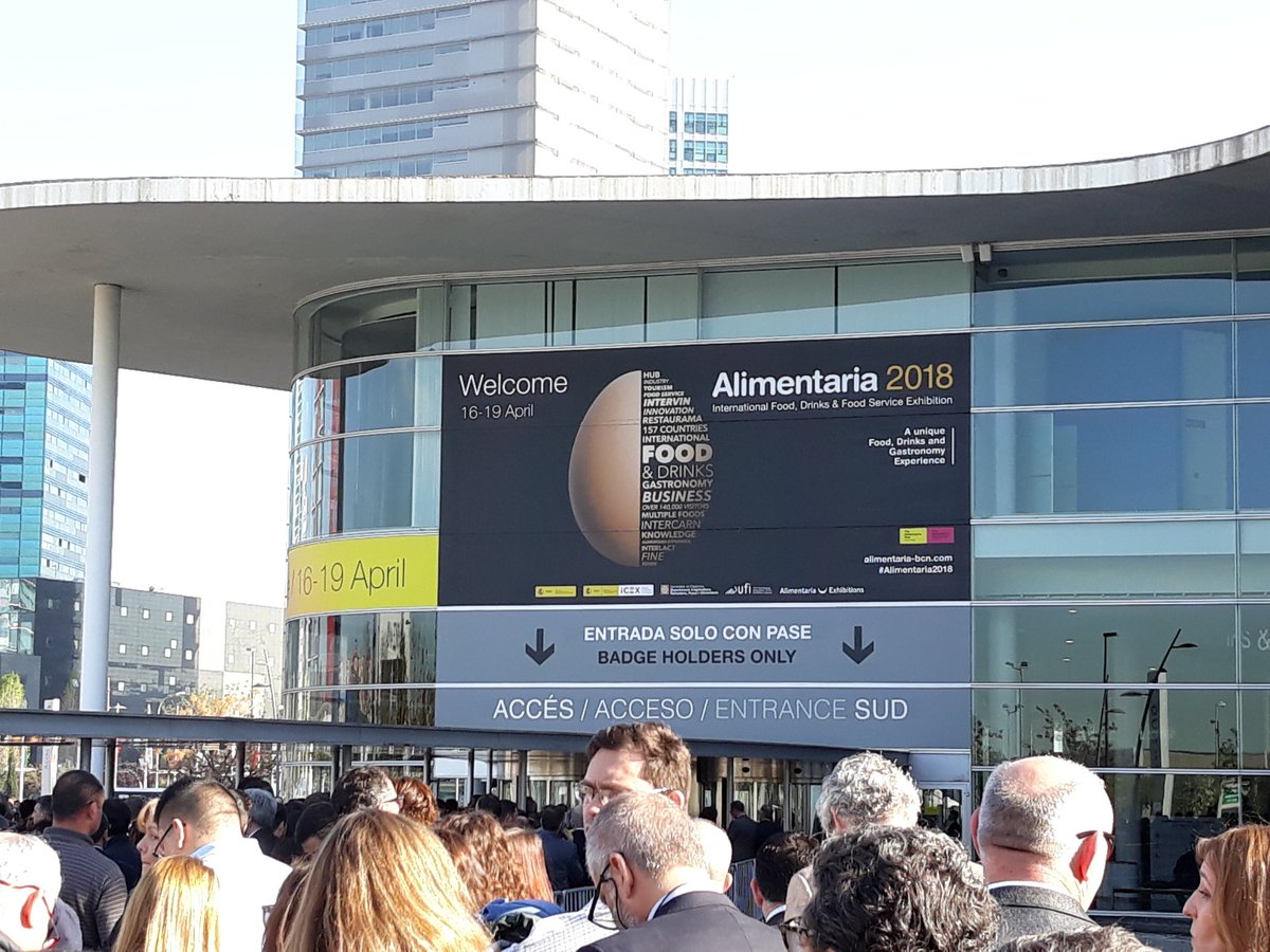 IpexPrado's tweet photo. @Ipex_clm visitando a las empresas de #CLM presentes en @AlimentariaBCN . Qué gran oferta de alimentos y bebidas, bien apoyados por el @gobjccm a través del equipo de @fmartinezarroyo o participando de forma individual. https://t.co/rznnE1WCfB