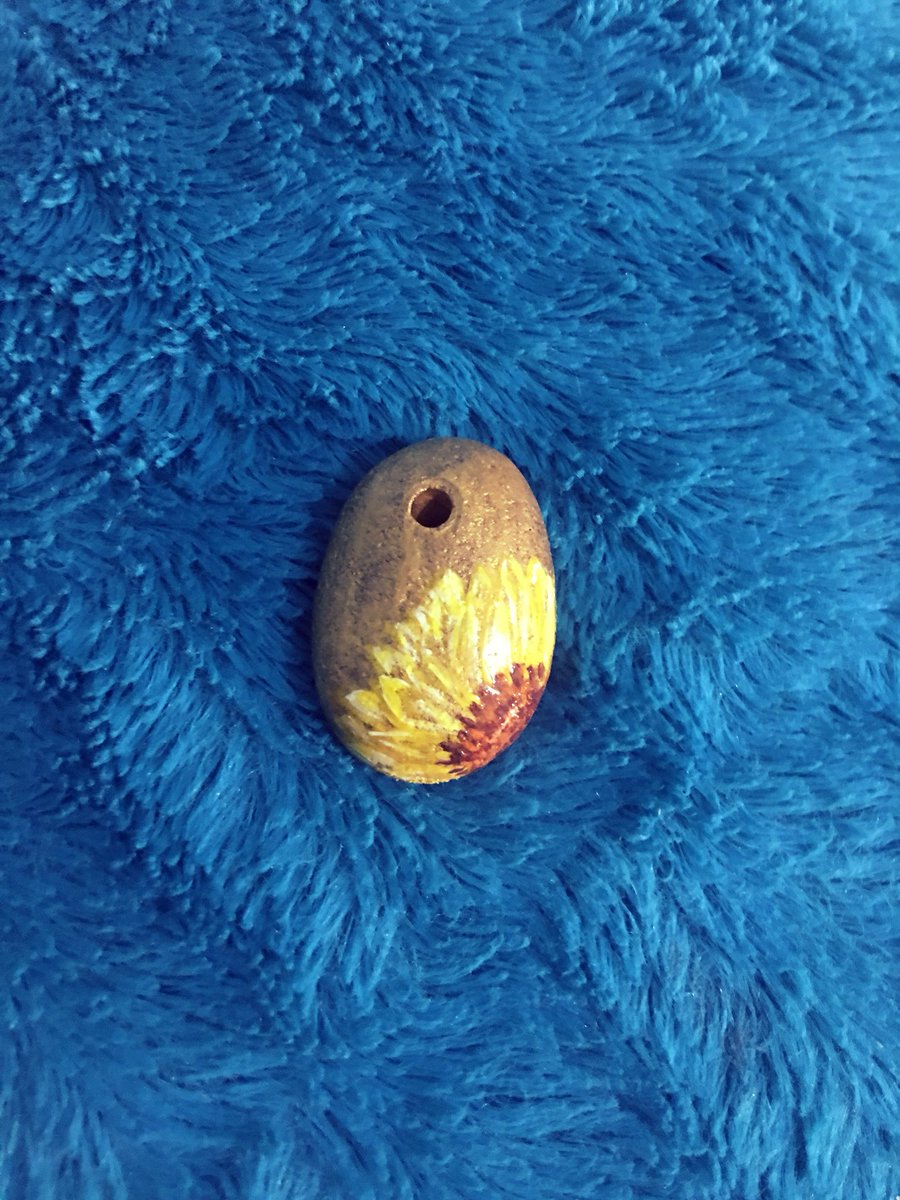 R_T_W_P's tweet photo. Getting Ready For Our Next Event! I had fun making a sunflower rock pendant &amp; a mermaid on a pallet board! #spreadkindness https://t.co/OlcyzVOQcX