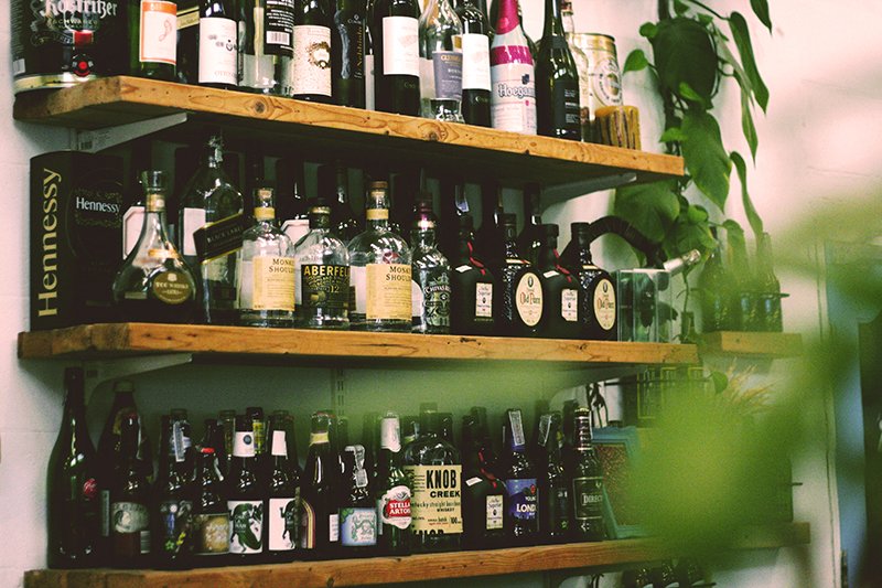 Grow your collection with these great discounts, plus nifty drinks accessories that should be part of every home bar. Collectible wines, whisky, vodka and bubbly on promotion! 🍾 #ardtheaardvark #bottleshop - mailchi.mp/bottleshop/col…