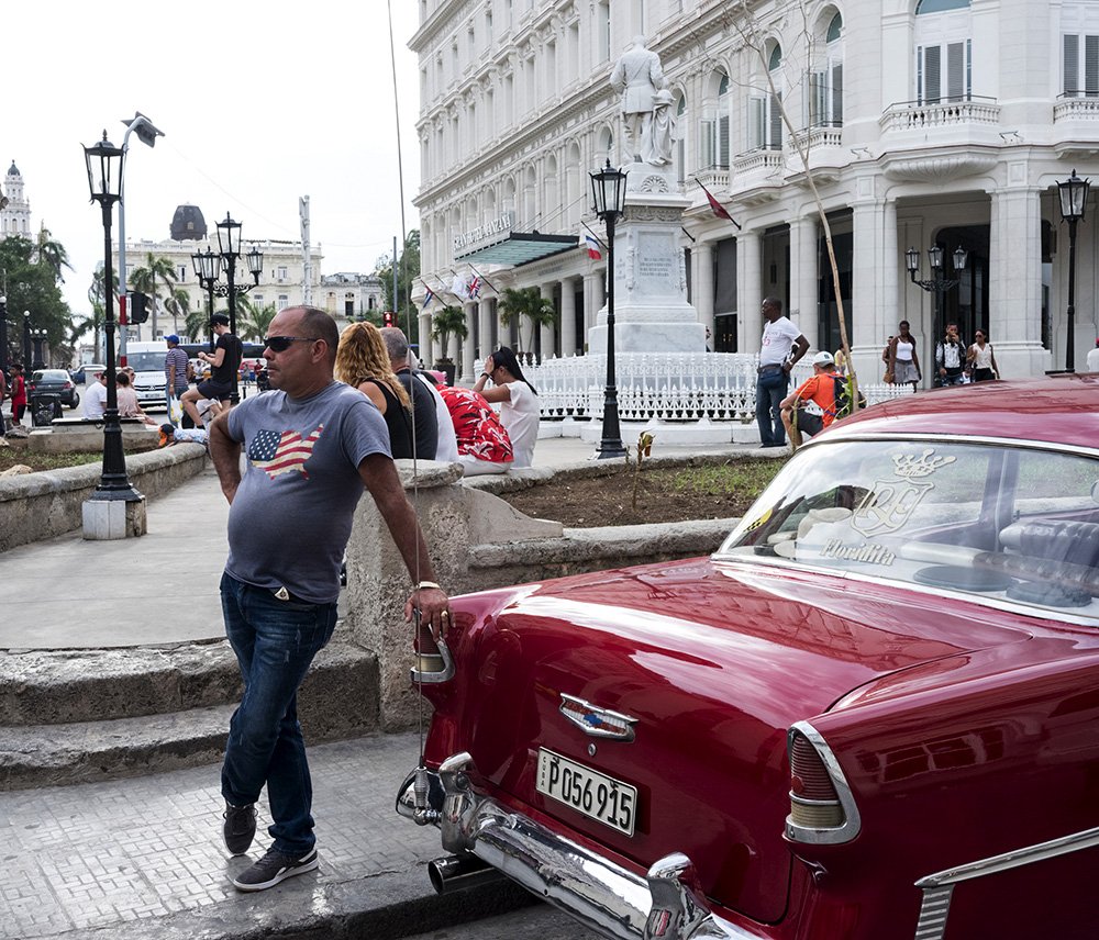 « Cuba : l'île interdite » – Nouveau grand-format photo à découvrir sur <a href="/LesEchos/">Les Echos</a>, avec un texte de <a href="/ElsaConesa/">ElsaConesa</a>, des images de <a href="/mathiasdepardon/">mathias depardon</a>, le tout réalisé par <a href="/arnaudpoilleux/">Arnaud Poilleux</a> <a href="/LesEchosPhotos/">Les Echos Photos</a> lesechos.fr/infographie/cu…