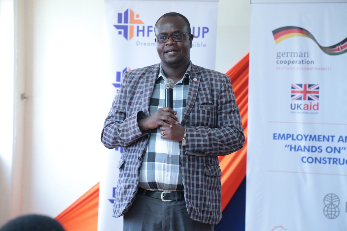 hfcbkenya's tweet photo. People are concerned with getting good quality housing at affordable prices. There is a huge market for you to take advantage of in Kenya- Peter Oloo, CEO, Social Enterprise Society of Kenya @socialbiz_ke #Armyof1MillionArtisans https://t.co/cuQpc5g8F3