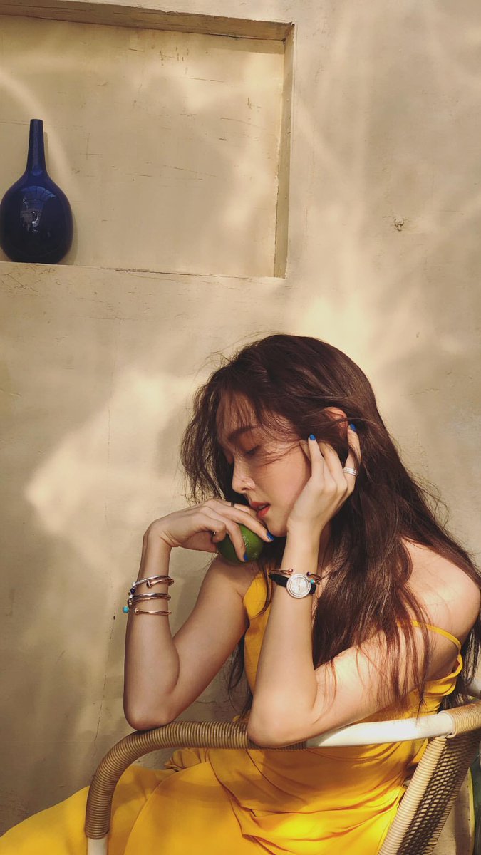 Happy 29th birthday, Jessica Jung! 