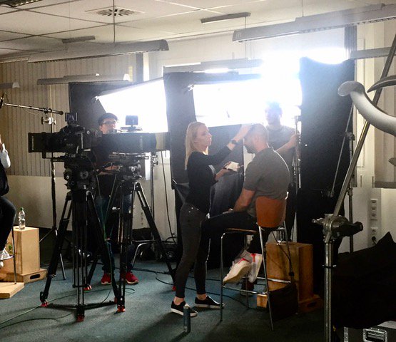 CamCrewGermany's tweet photo. Our Munich based #cameracrew is currently shooting with an American client. It's a big shoot with all the bells and whistles... RED Epic kits included! Have a great shoot guys! https://t.co/id68UUozf1