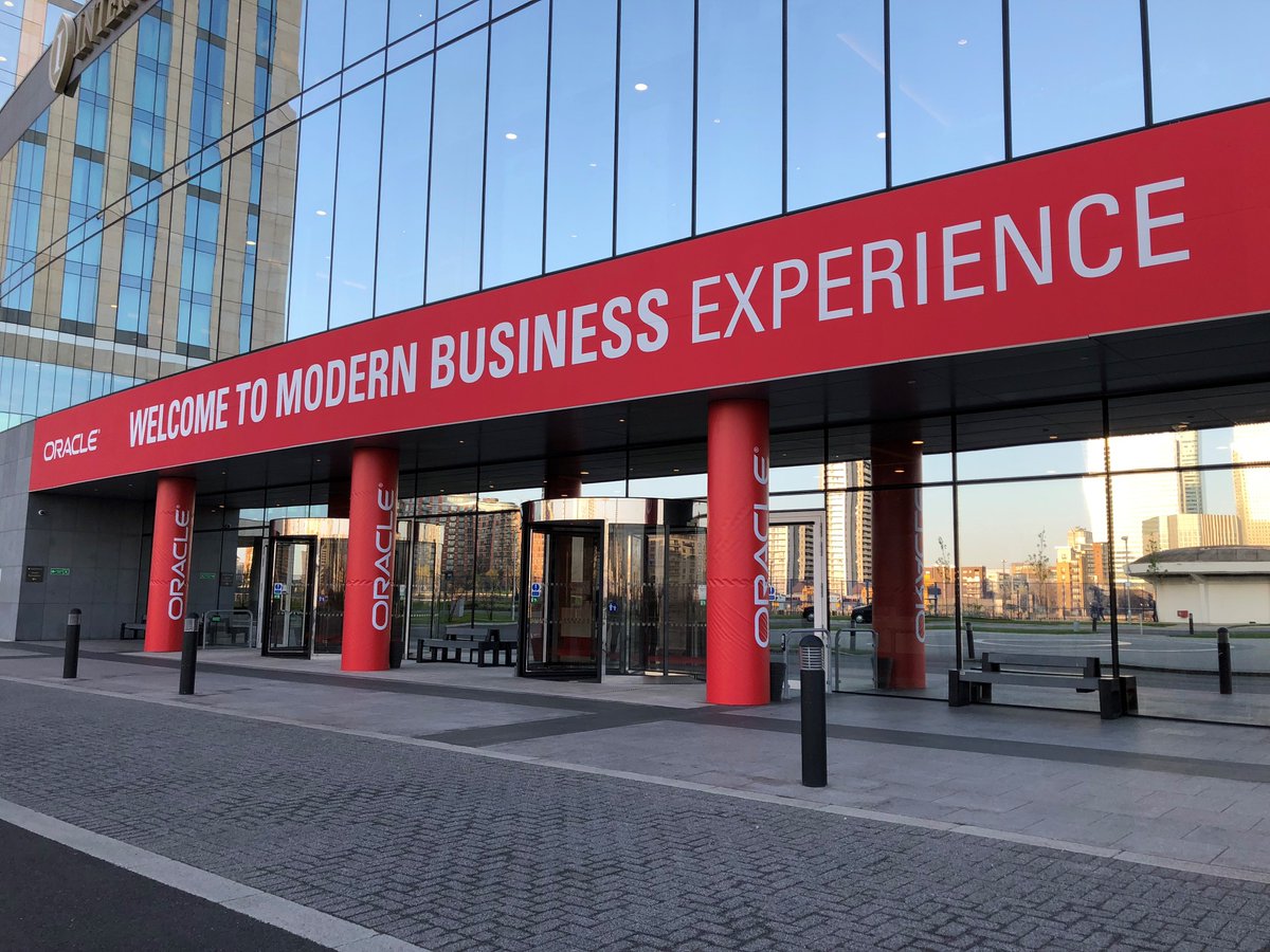 MOIGlobal's tweet photo. Today, we are LIVE from Oracle MBX in London. If you're not attending in person, then you can join the event online for free: https://t.co/QsSzuGLbP8  #Oracle #OracleMBX https://t.co/a6ZO9mmQjp