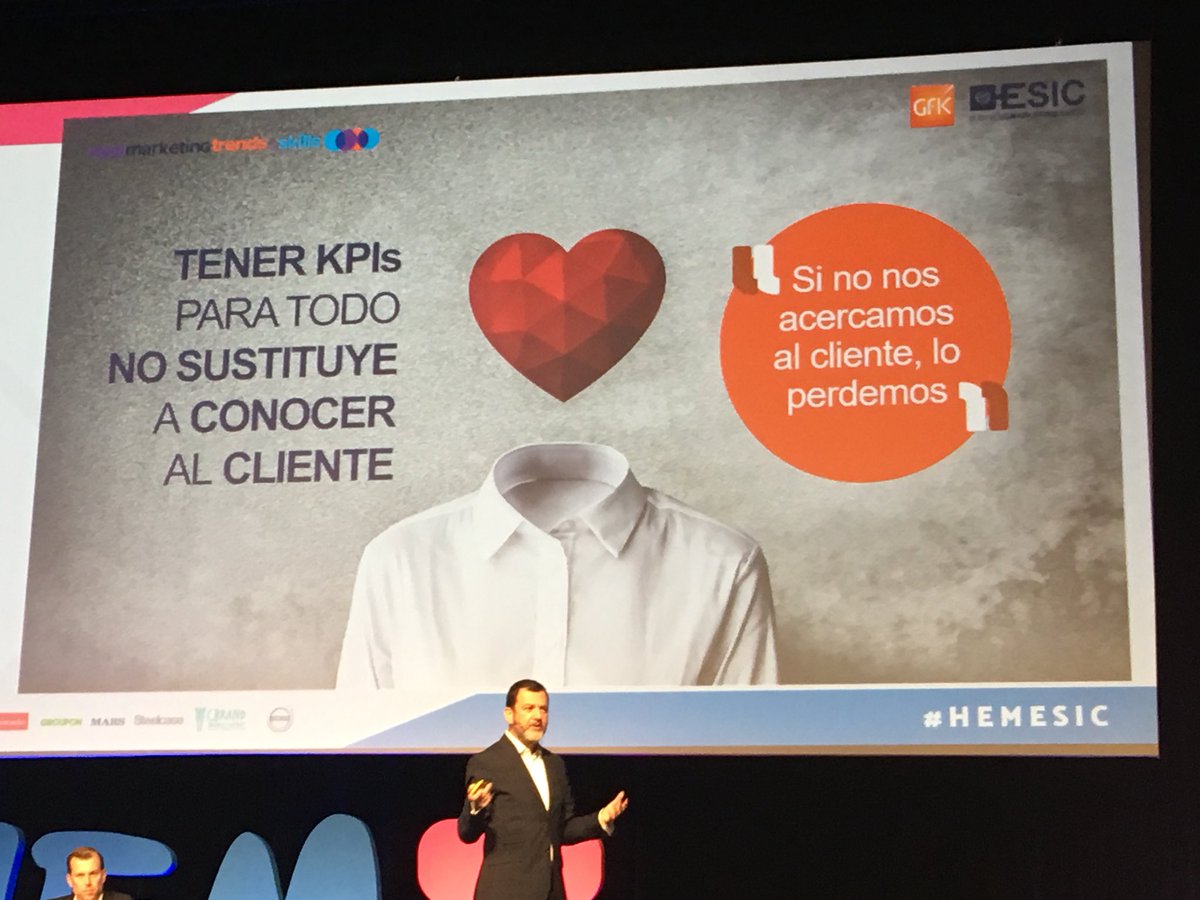 ManuelCMU's tweet photo. MENSAJE DEL UNIVERSO PARA MIS ALUMNOS DE //DIGITAL MARKETING INTELLIGENCE//

“Si no nos acercamos al cliente, lo perdemos” 
“Tener KPIs para todo no sustituye a conocer al cliente”
#HEMESIC 
@ESICMadrid @ESICEducation @GfK https://t.co/x5SvOB2n5S